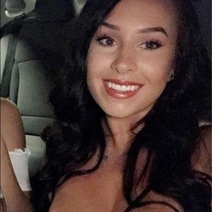 Meet your Posher, Juliana